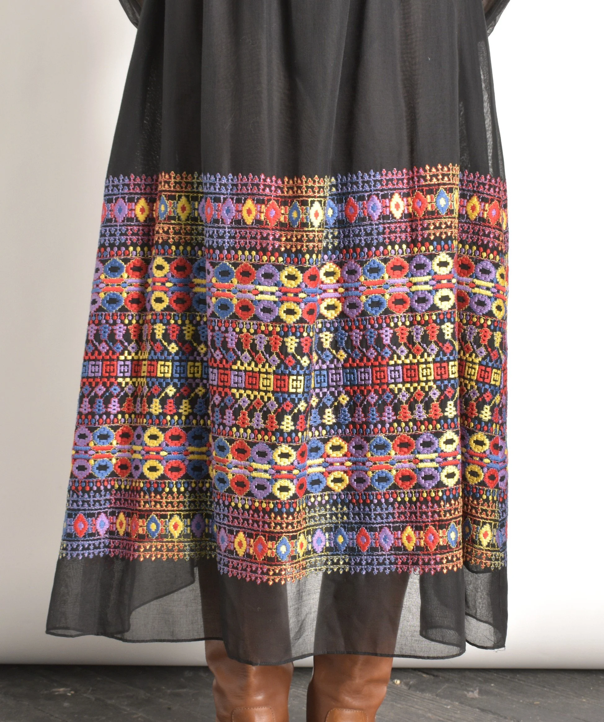 1970s Embroidered Maxi Dress-XS/S — La Poubelle Vintage